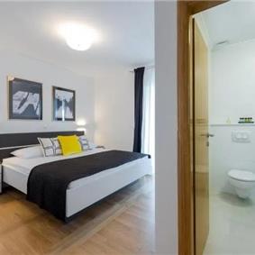 3 bedroom villa with infinity pool in Mlini, sleeps 6